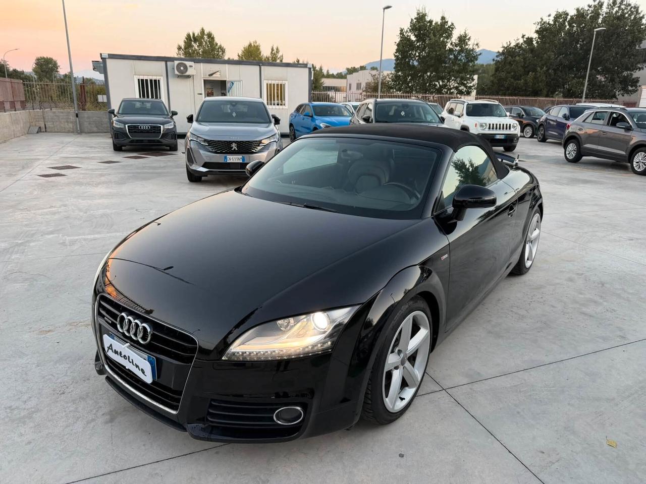 Audi TT -CABRIO- 2.0 Tdi QUATTRO - S LINE