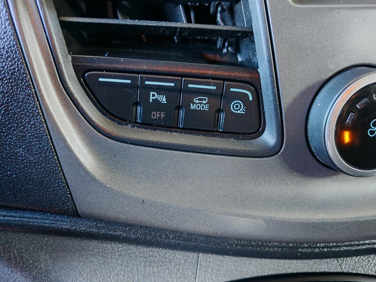 Ford Transit Custom 2.0 EcoBlue Hybrid 130 PC Titanium