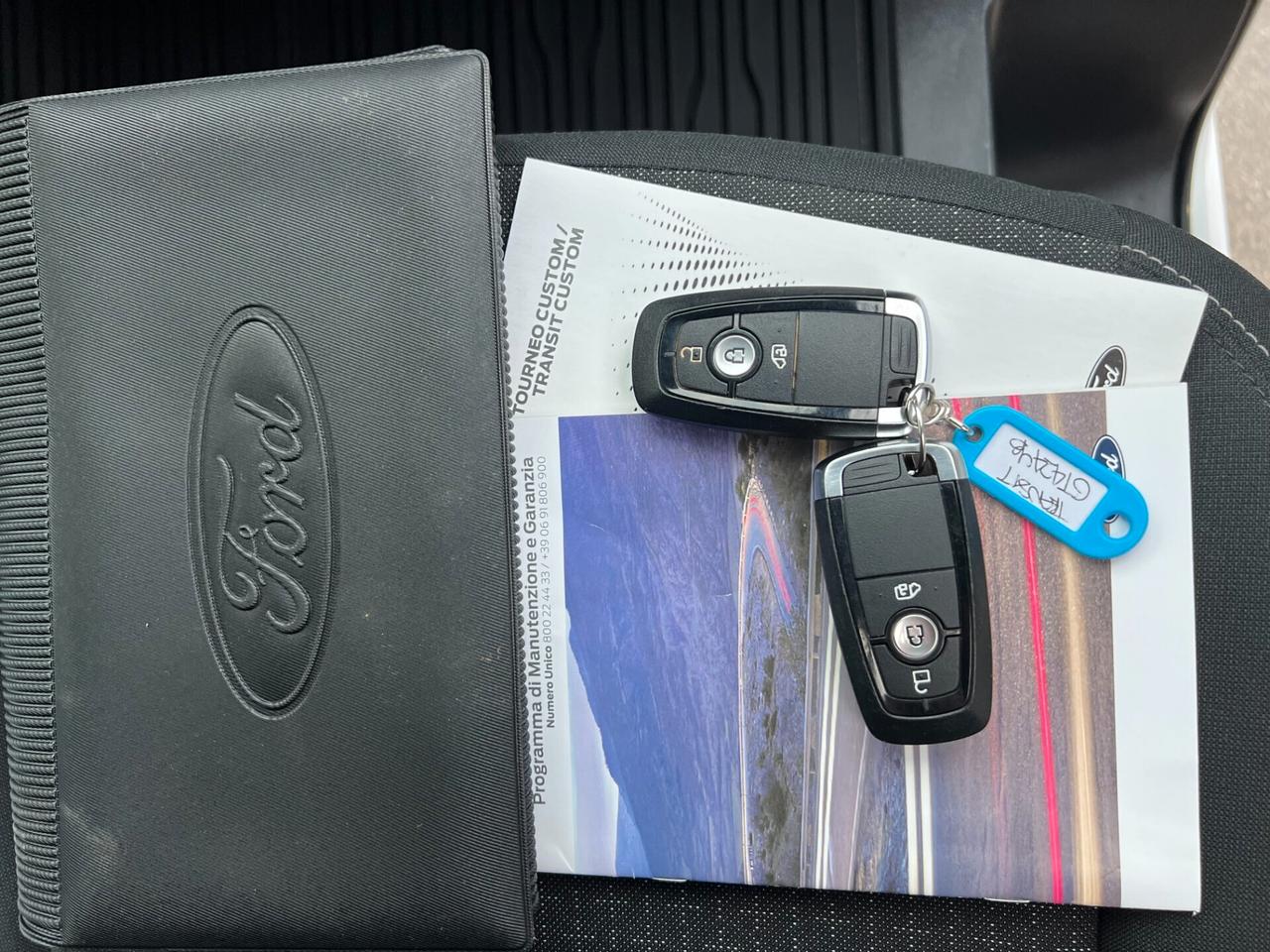 FORD TRANSIT CUSTOM PASSO LUNGO / UNICO PROPRIETARIO