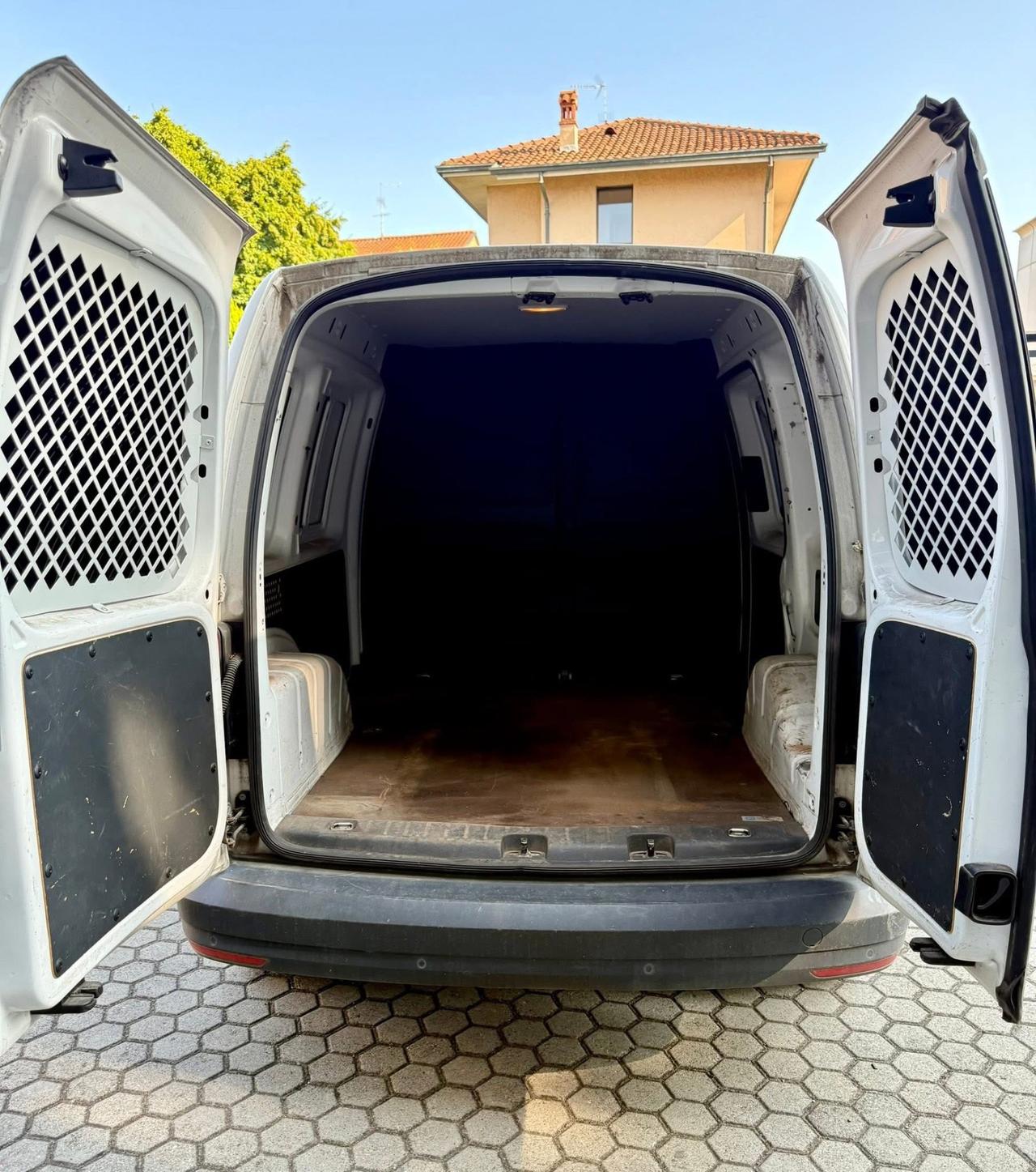 Volkswagen Caddy 1.4 METANO EURO 6B TGI DSG Highline