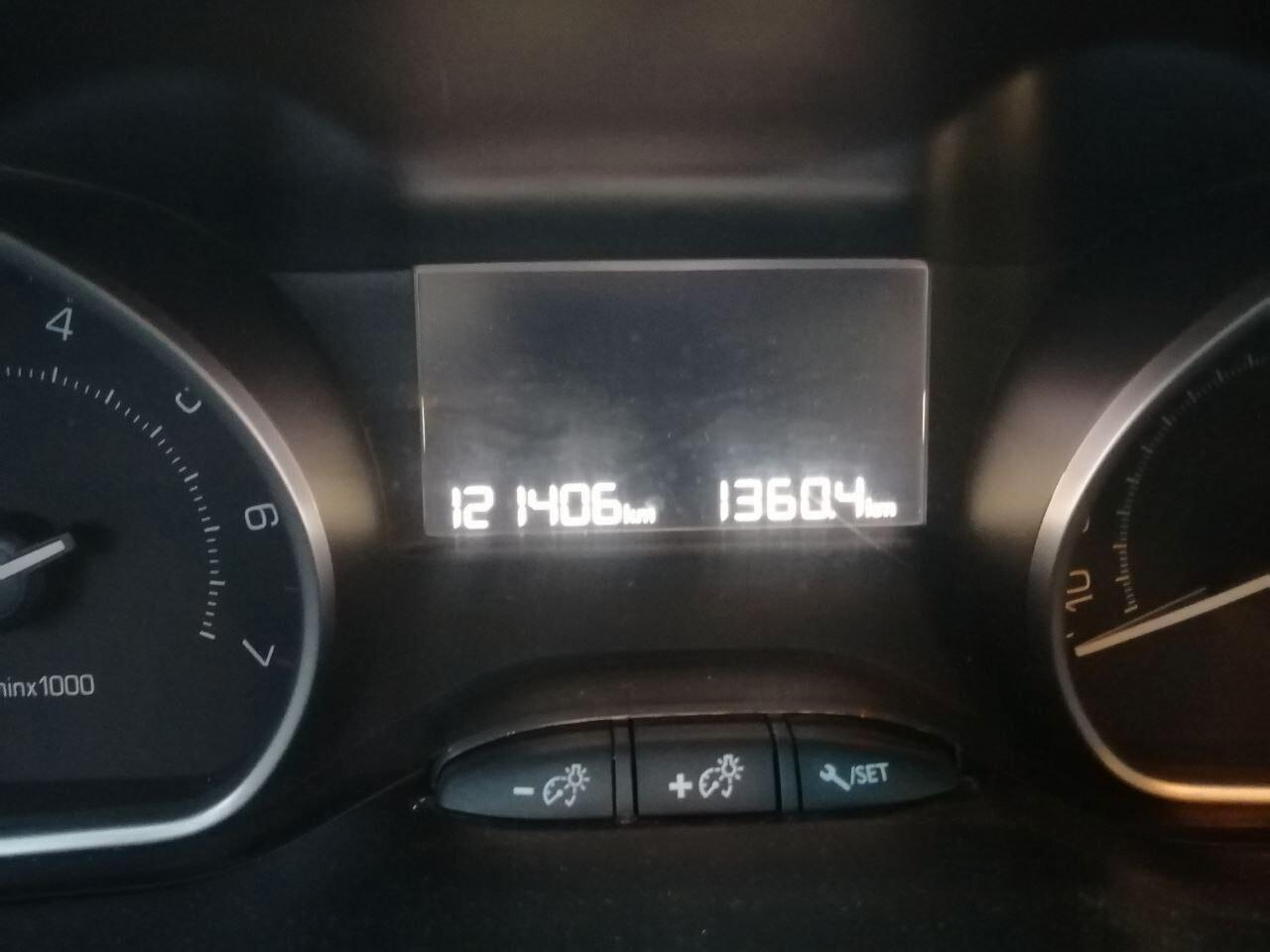 Peugeot 208 PureTech 82 5 porte Allure Sinistrata