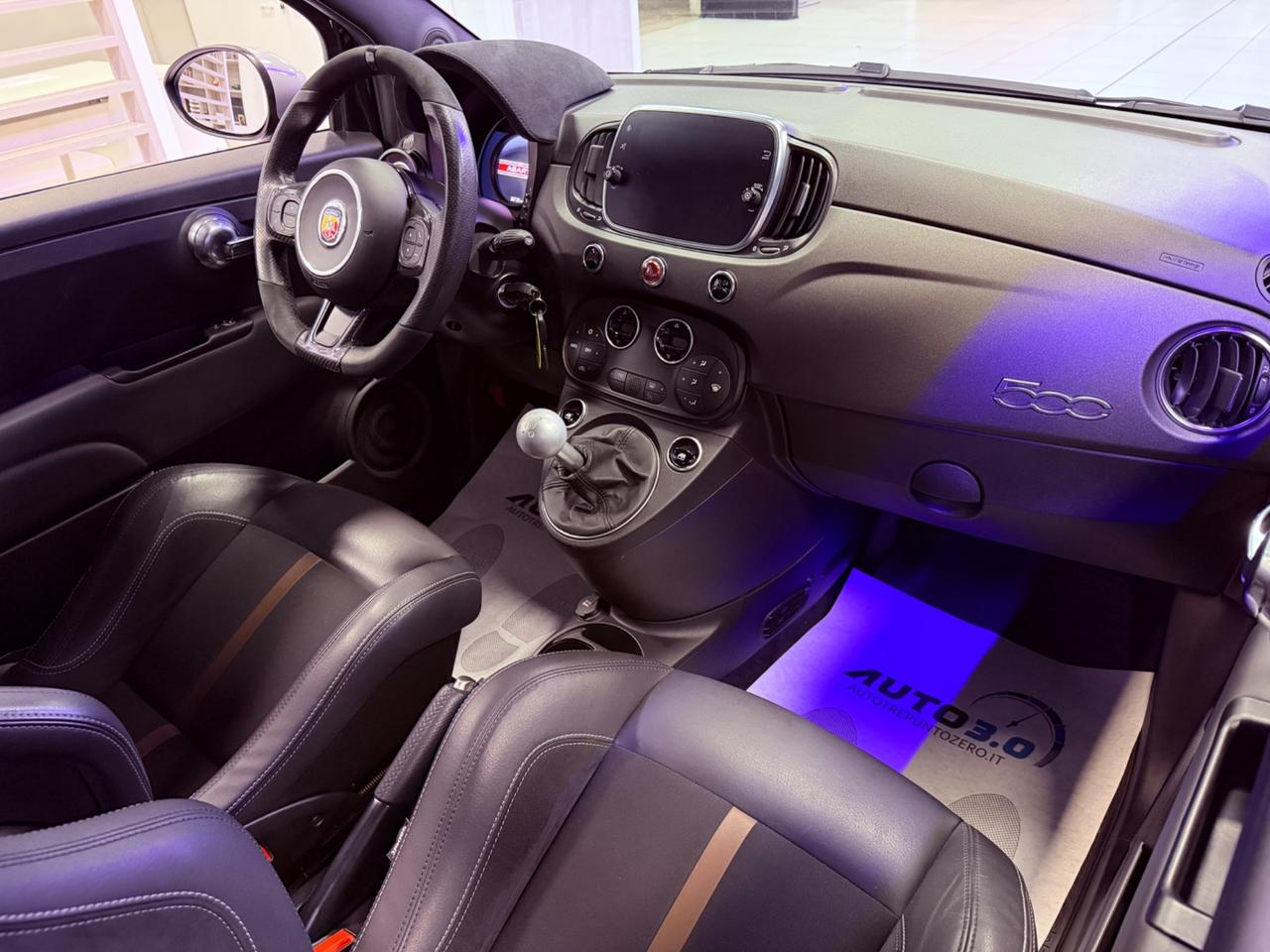 Abarth 695 1.4 Turbo T-Jet 180 CV 70° Anniversario