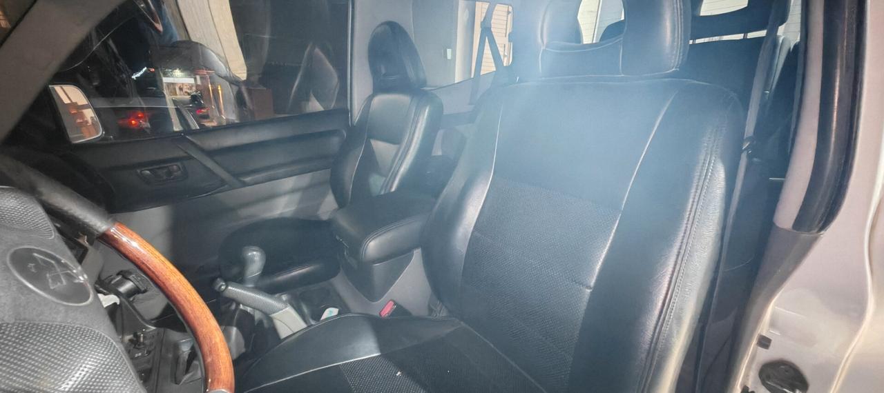 Mitsubishi Pajero 3.2 16V DI-D 3p. GLS2