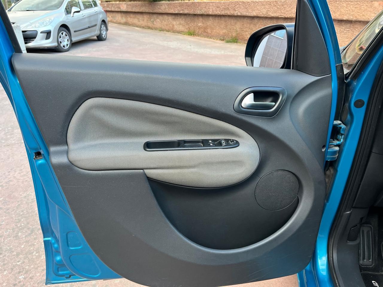 Citroen C3 Picasso 1.4 VTi GPL - 2011