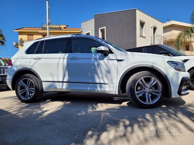 Volkswagen Tiguan 2.0 tdi dsg 4 motion r-line