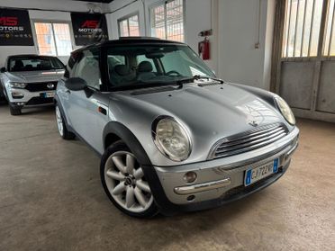 Mini 1.6 16V One de luxe