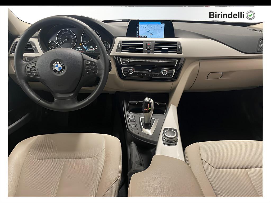 BMW Serie 3 (F30/31) - 320d xDrive Touring Business Advantage