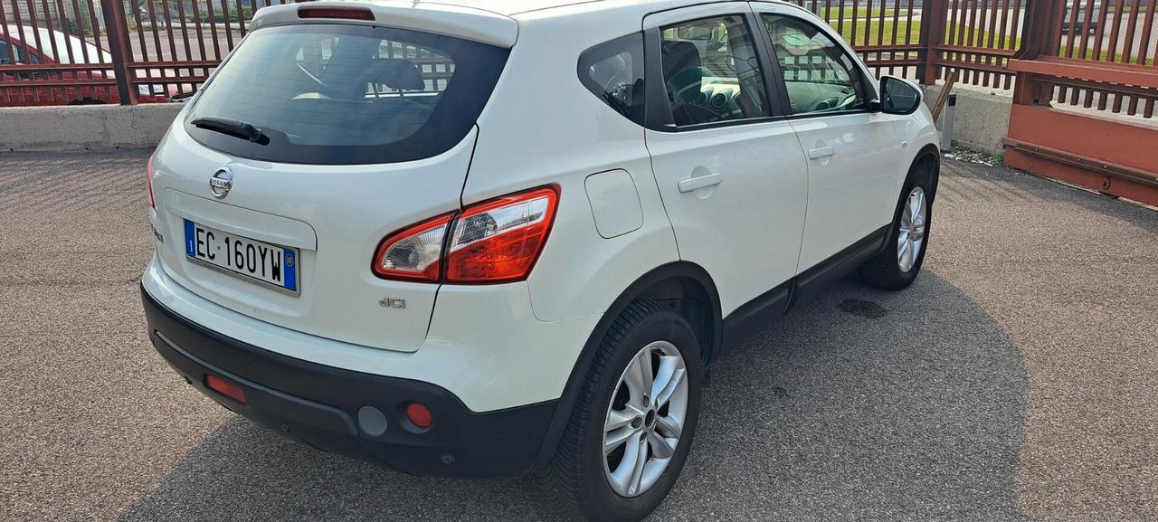 Nissan Qashqai 2.0 dCi DPF Tekna 4X4