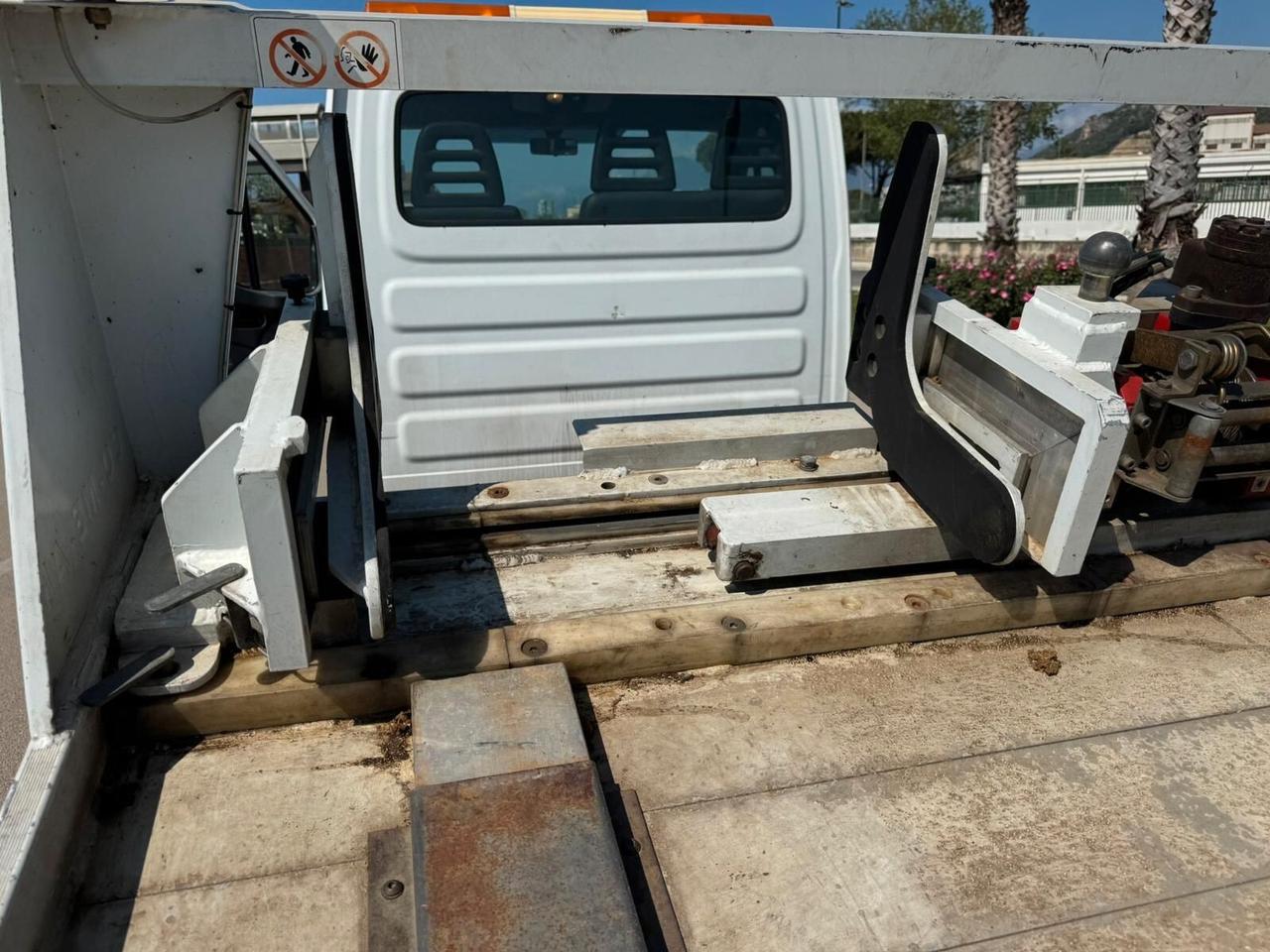 Iveco Daily 35C13 2.8 Carro Atrezzi