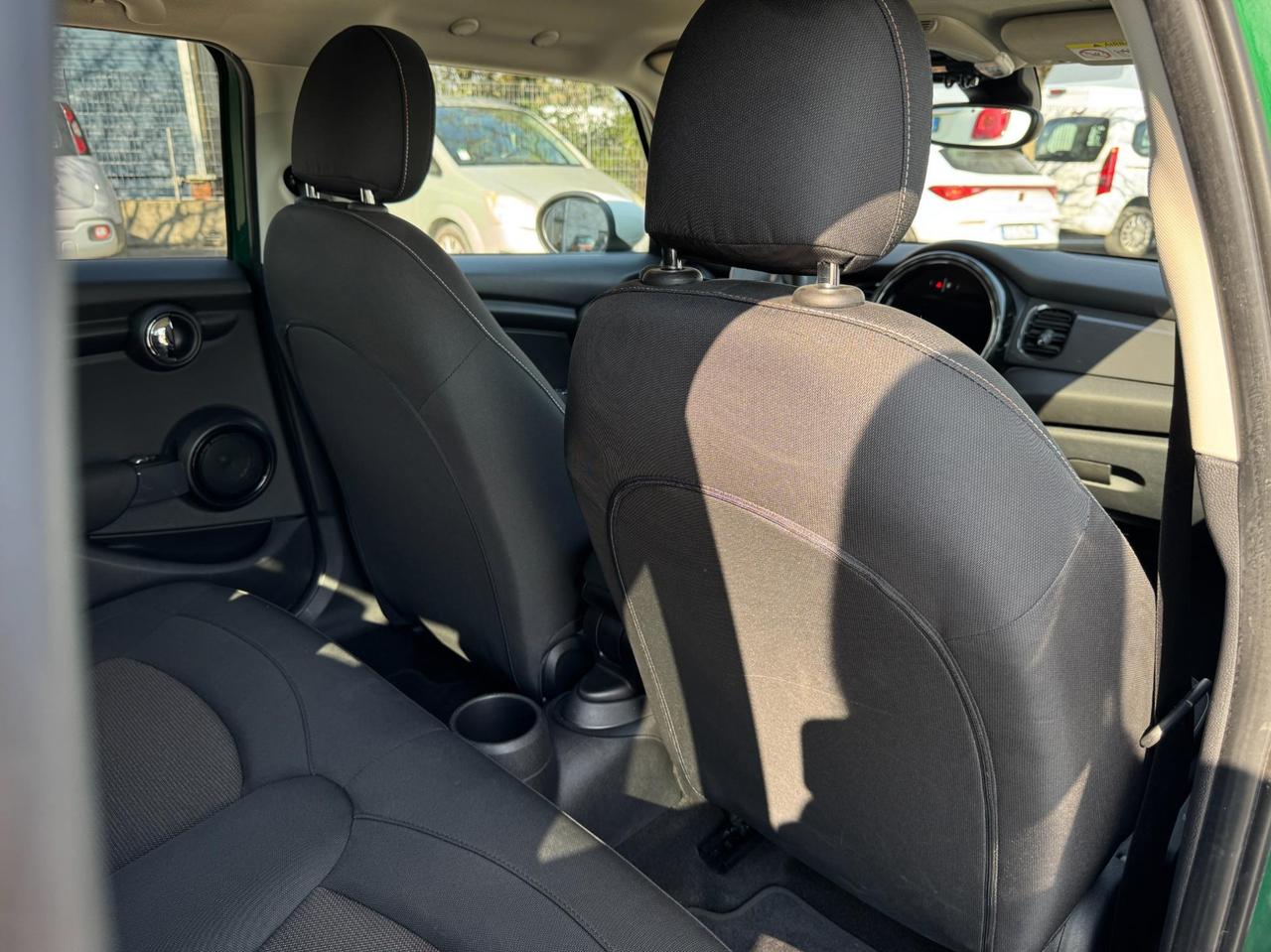 Mini 5 Porte One Essential 1.5 Twin Power Turbo 102cv Steptronic