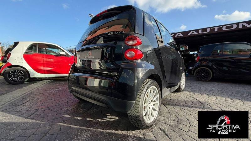 smart fortwo coupè RATA MENSILE 139,00 EURO 1.0 45kW MHD pure