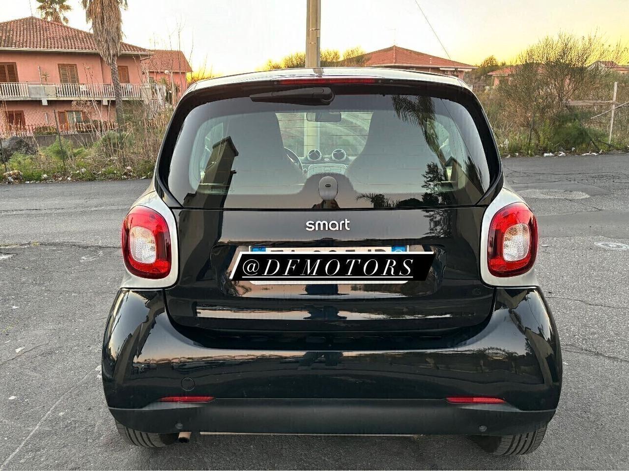 SMART FORTWO !! unico proprietario !!