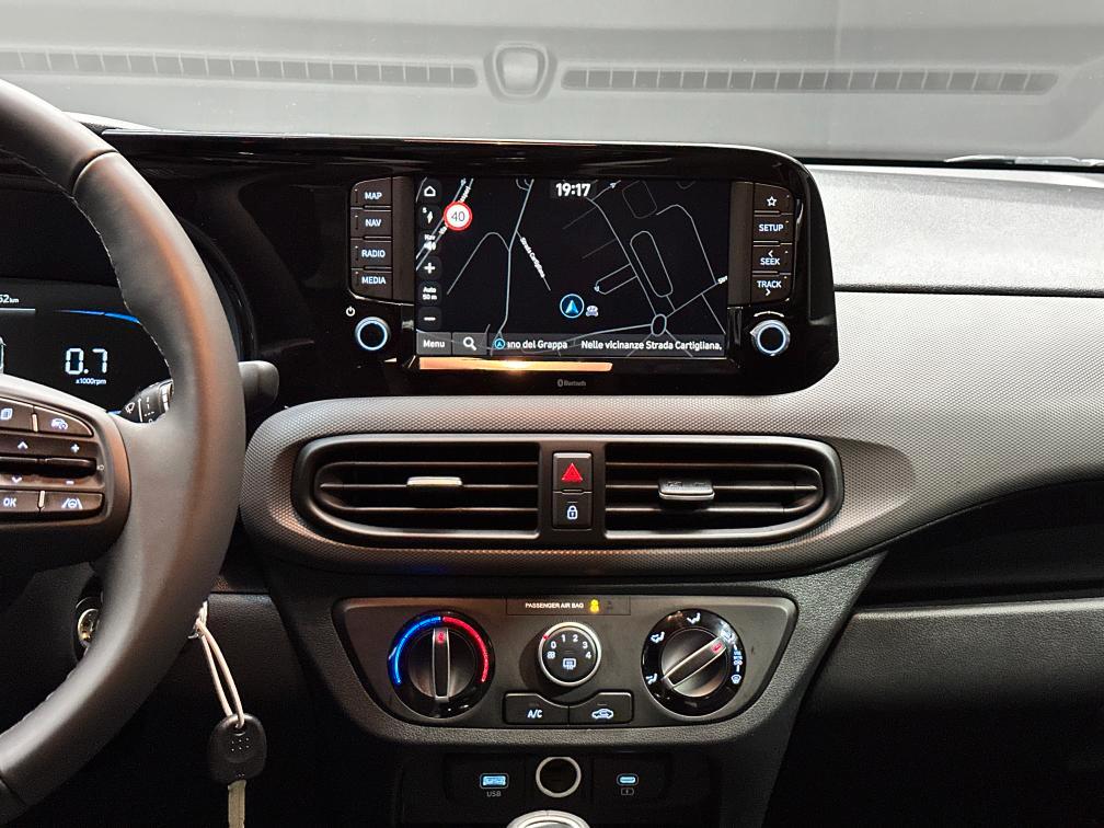 HYUNDAI i10 1.0 MPI Connectline KM ZERO