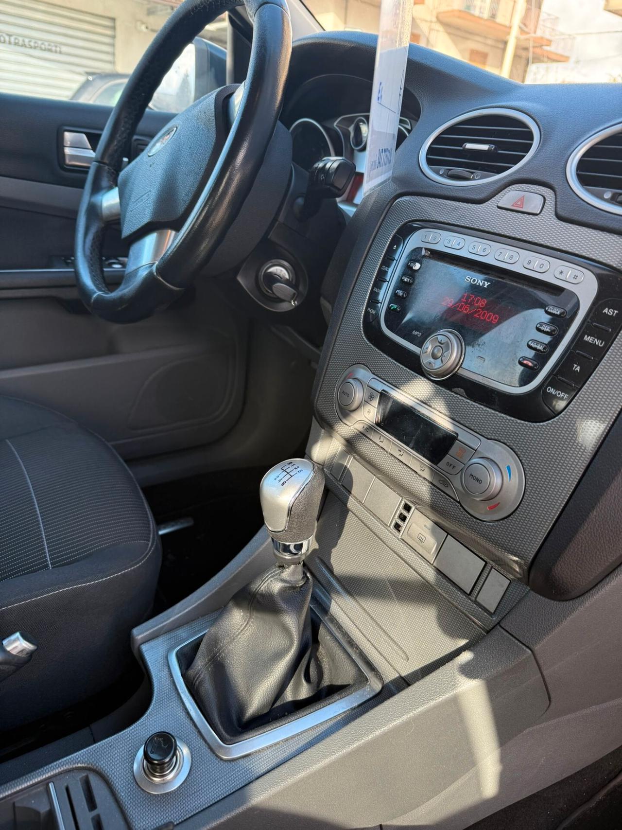 Ford Focus 1.6 TDCi (110CV) 5p. Tit. DPF