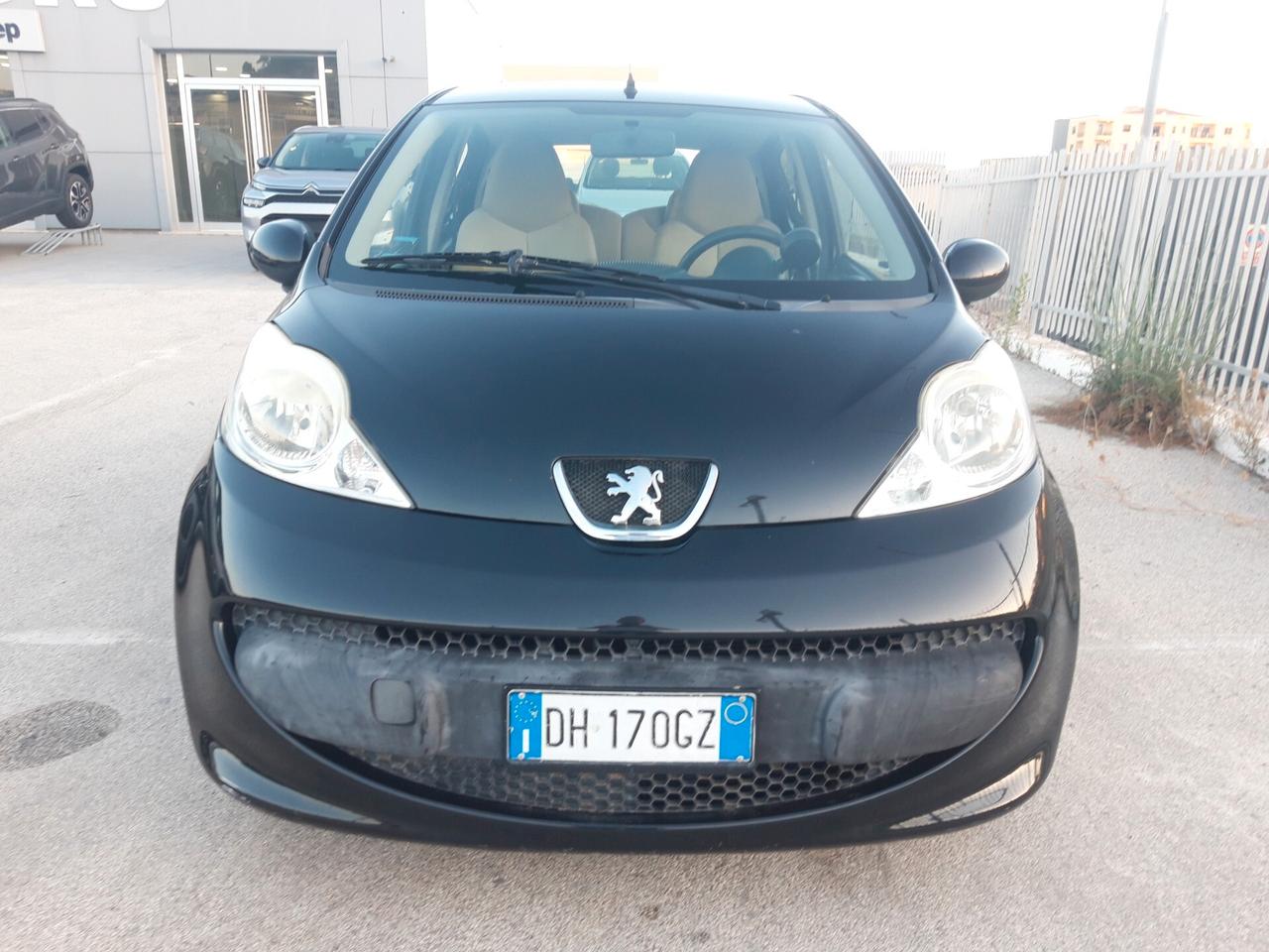 Peugeot 107 1.0 68CV 5p. Plaisir