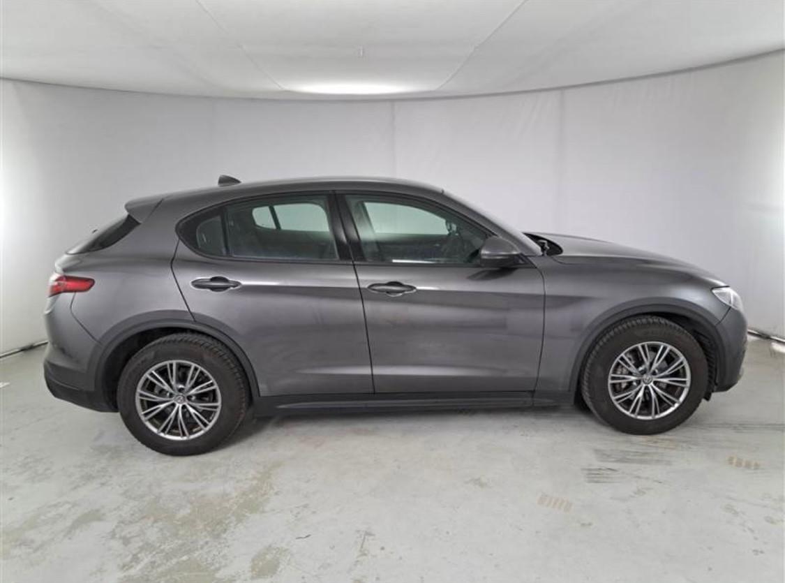 Alfa Romeo Stelvio 2.2 Turbodiesel 160 CV