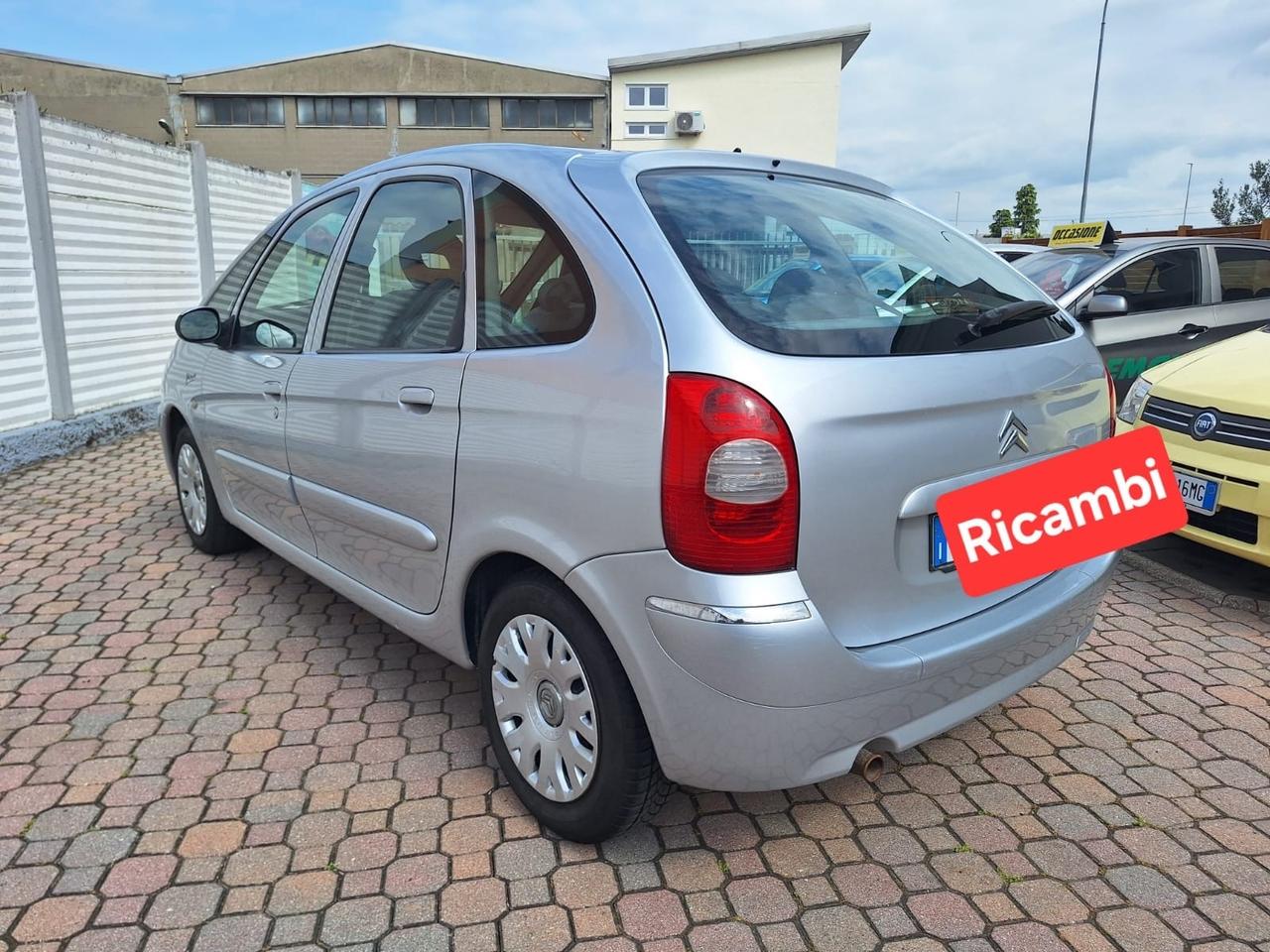 Citroen Xsara Picasso 1.6 benzina, pezzi di RICAMBI