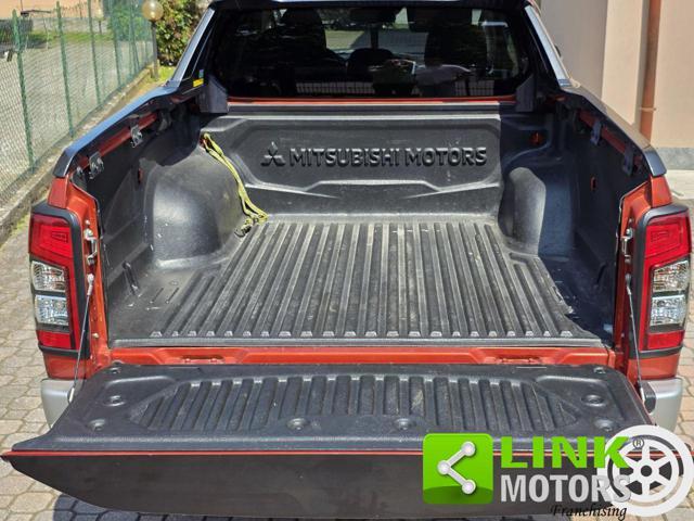 MITSUBISHI L200 2.3d 150 CV 4WD Automatic Intense
