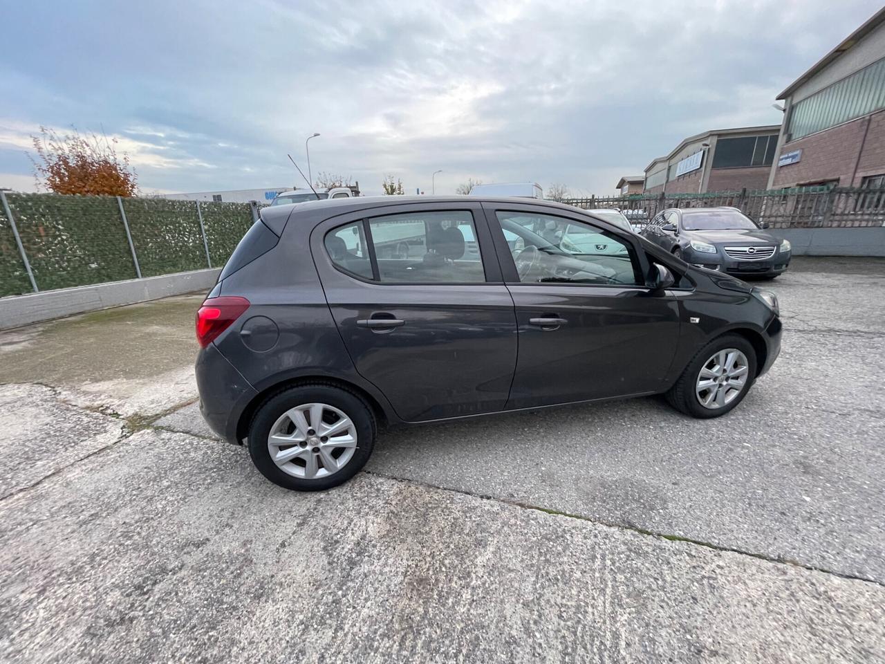 Opel Corsa 1.4 90CV GPL Tech Coupé b-Color