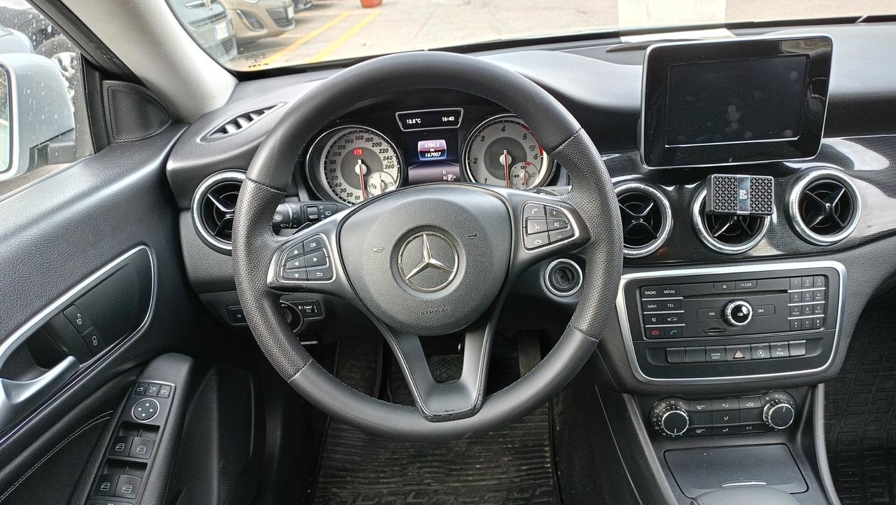 Mercedes-benz CLA 180 CLA 180 d S.W. Automatic Business
