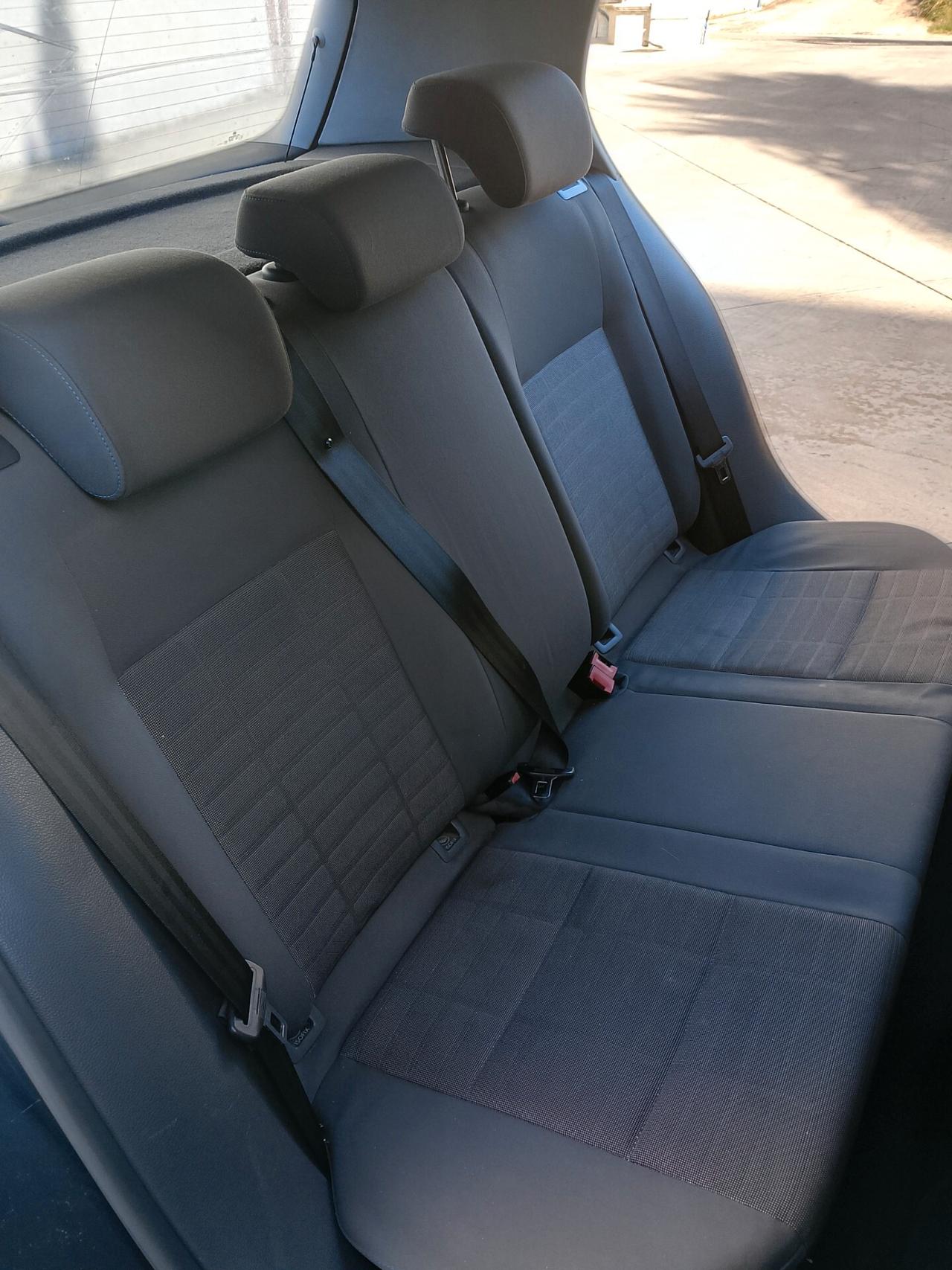 Volkswagen Golf 1.9 TDI DPF 5p. 5m. GT Sport