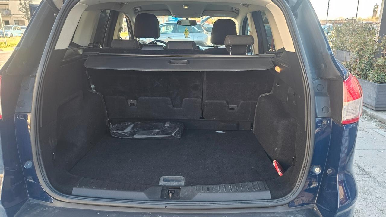 Ford Kuga 2.0 TDCI 120 CV S&S 2WD Titanium