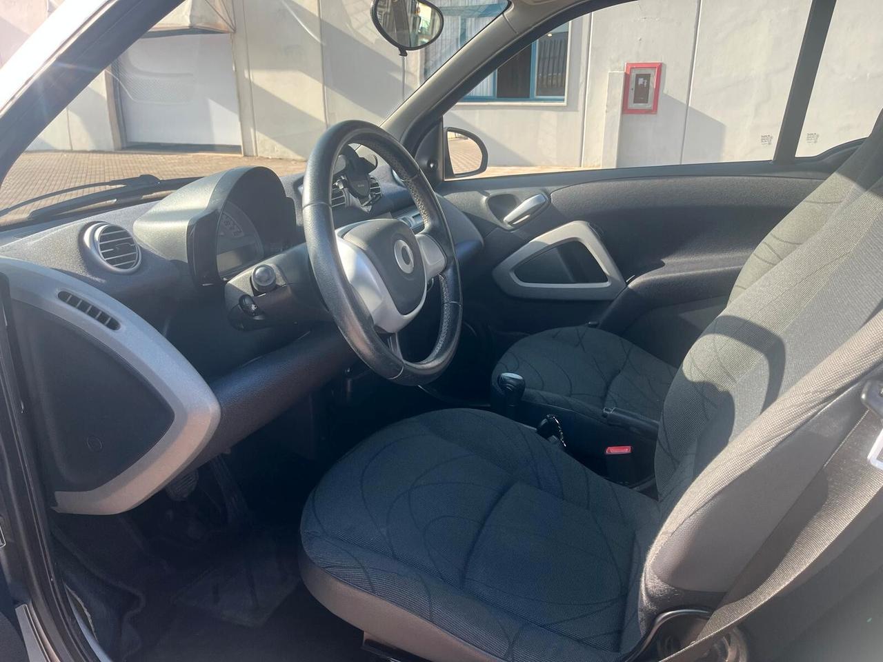 Smart ForTwo 1000 52 kW MHD coupé passion