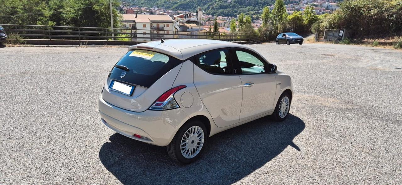 Lancia Ypsilon 1.3 MJT 95CV Gold-12/2016-km 86.000