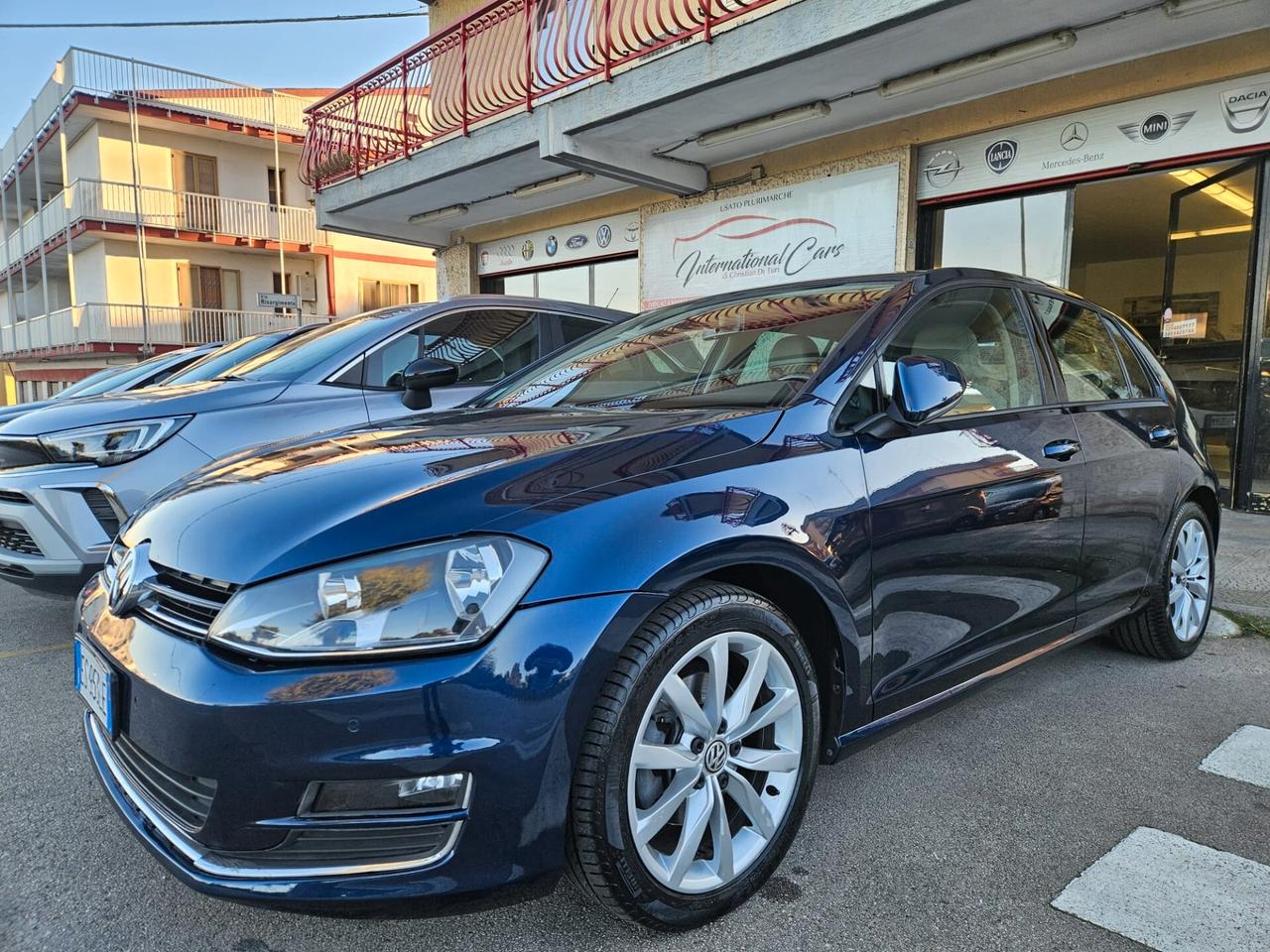 Volkswagen Golf 2.0Tdi 150cv autom. Highline pelle tot