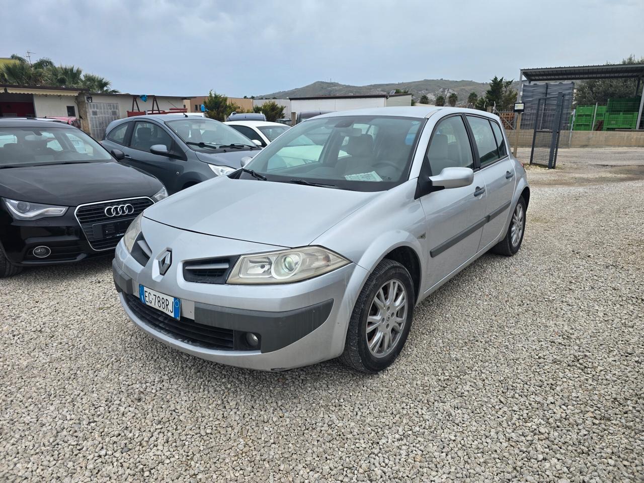 Renault Megane megan