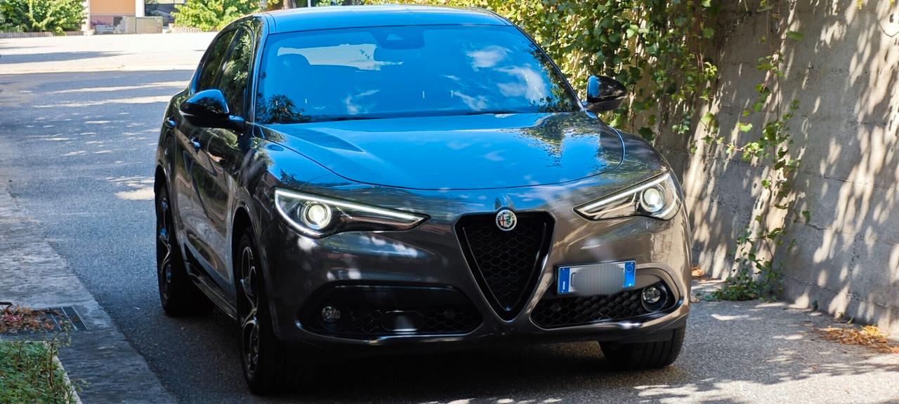 Alfa Romeo Stelvio 2.2 Turbodiesel 210 CV AT8 Q4 Veloce