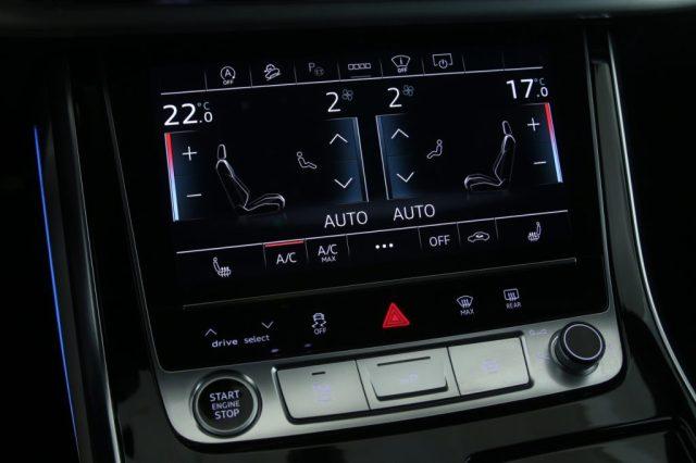 AUDI Q8 50 TDI 286 CV quattro S-line Black Edition