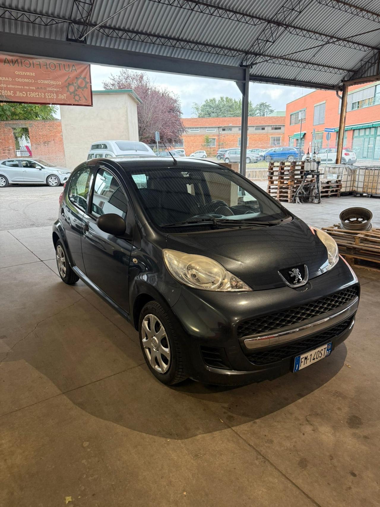Peugeot 107 1.0 68CV 5p. Sweet Years