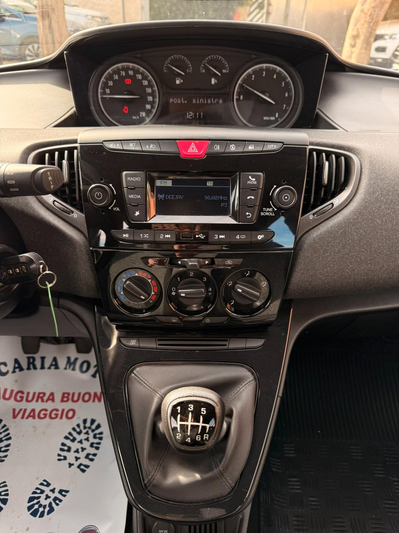 LANCIA Ypsilon Hybrid 1.0 Benz. 70CV Silver 2022