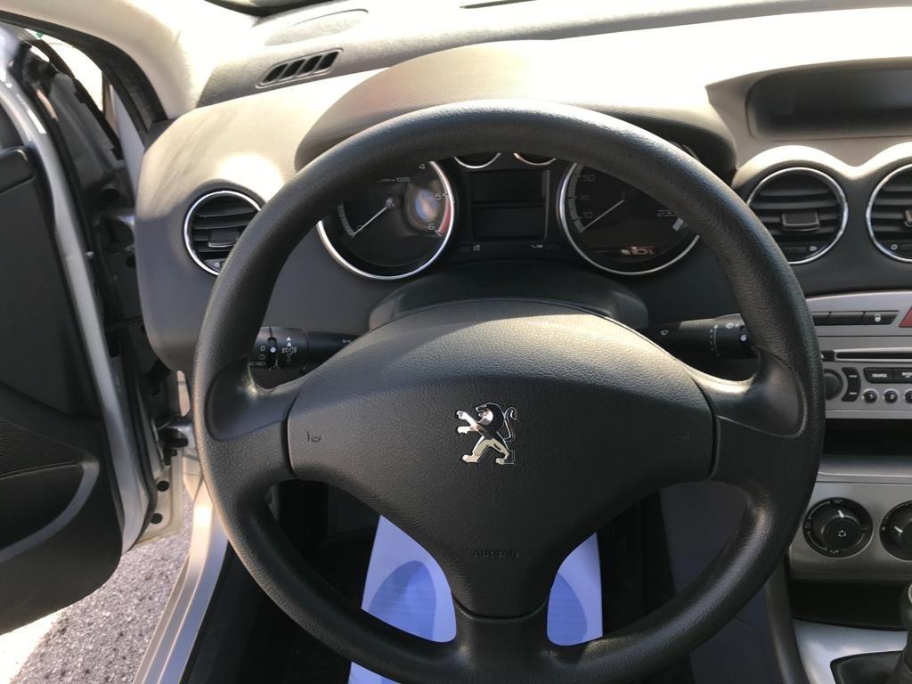 Peugeot 308 1.6 8V HDi 93CV 5p. Active auto pari al nuovo