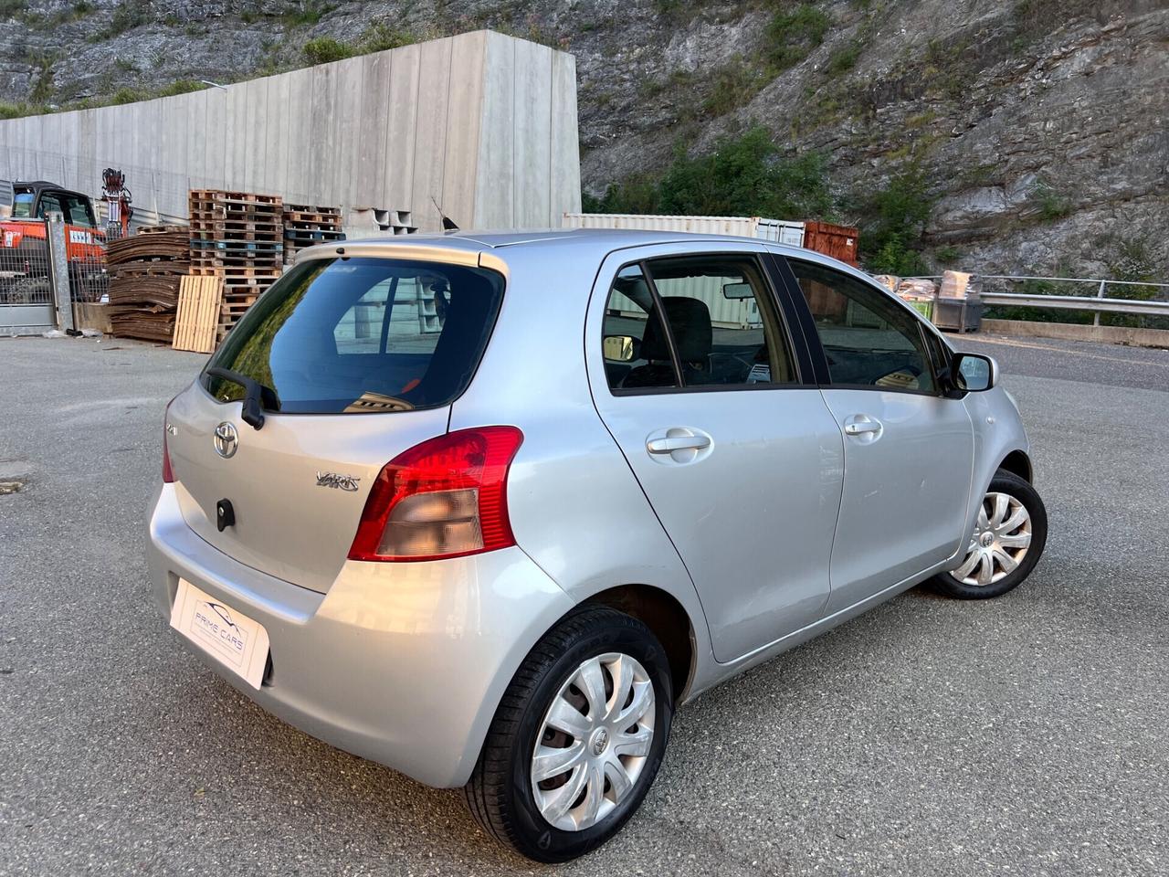 Toyota Yaris 1.3 5 porte Sol