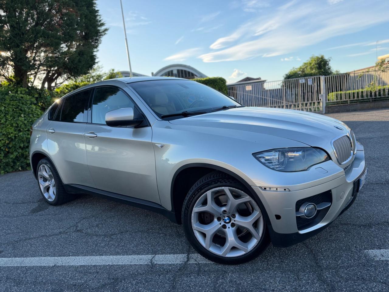 Bmw X6 xDrive40d Attiva