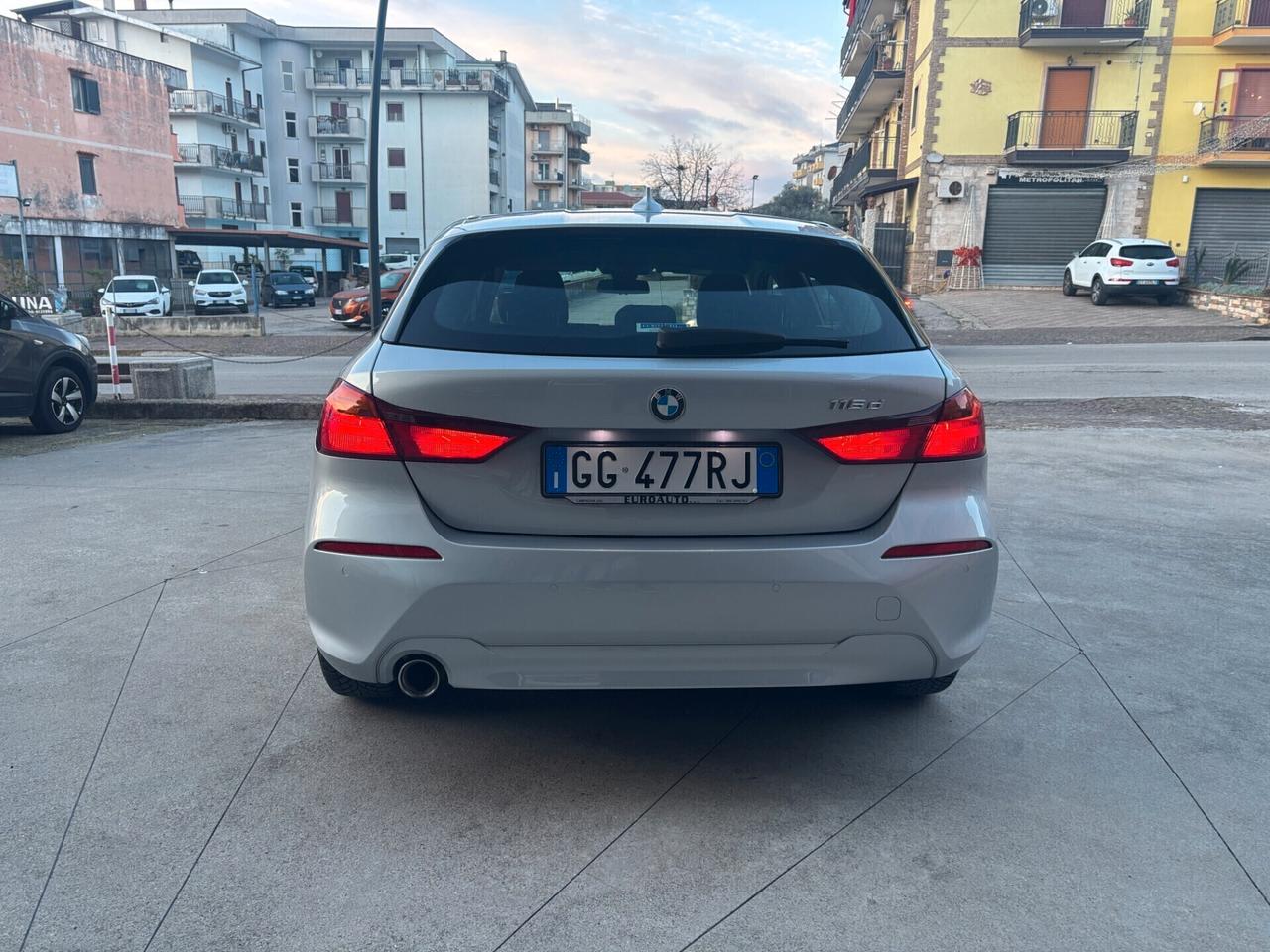 Bmw 116d Advantage 1.5 AUTOMATICA - 07-2021