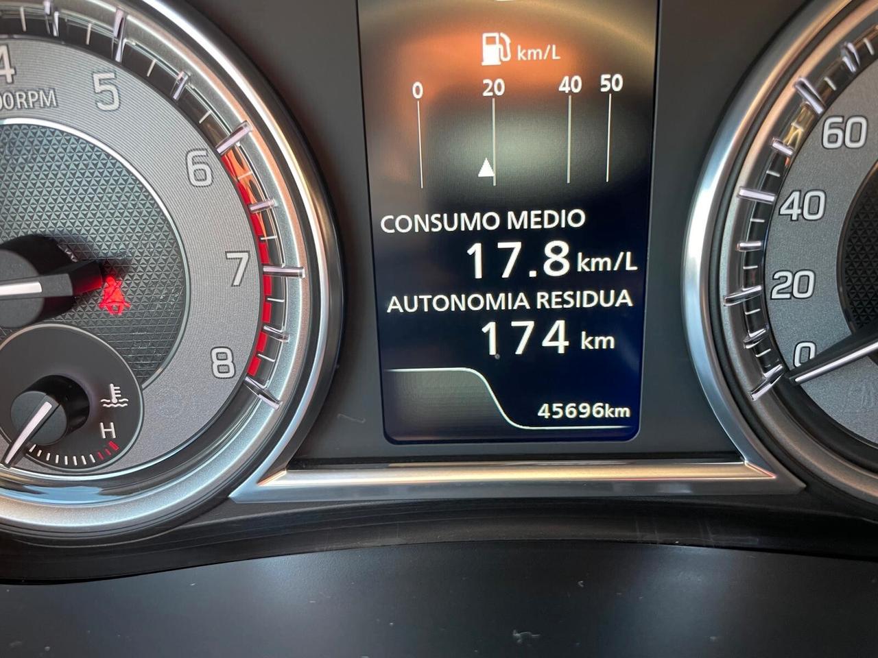 Suzuki S-Cross 1.4 Hybrid Top+