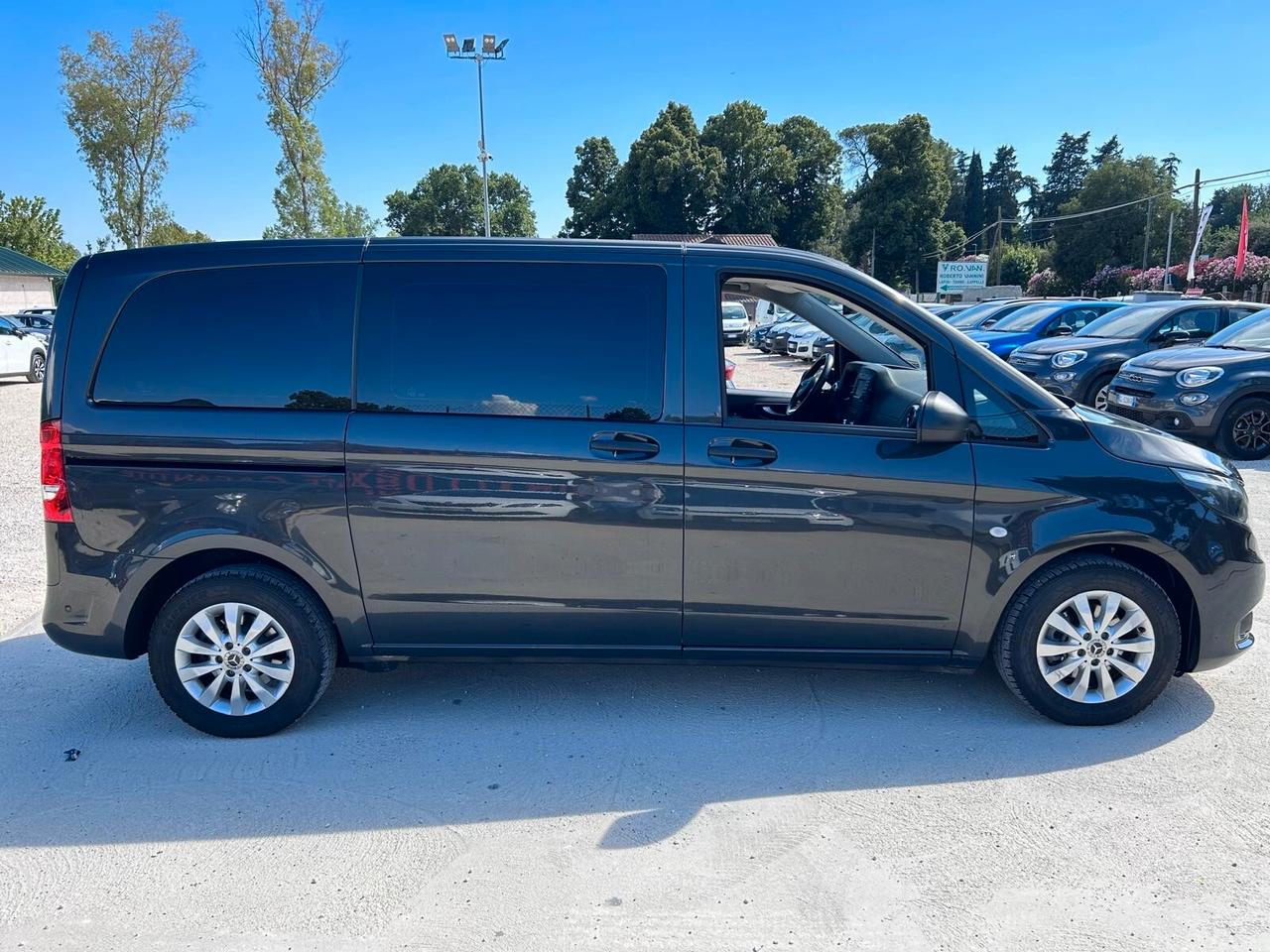 Mercedes-benz Vito TOURER 163CV 8 POSTI