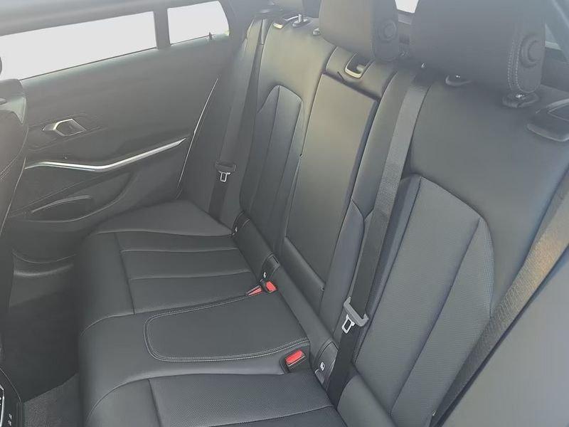 BMW Serie 3 318d 48V MSport Touring auto Camera Live Cockpit 18"