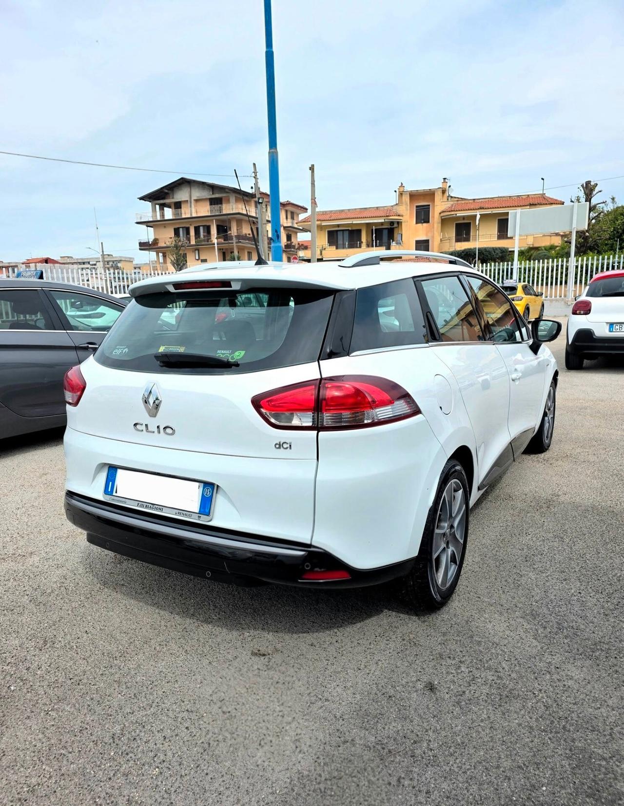 Renault Clio 1.5 dCi 90CV Costume National