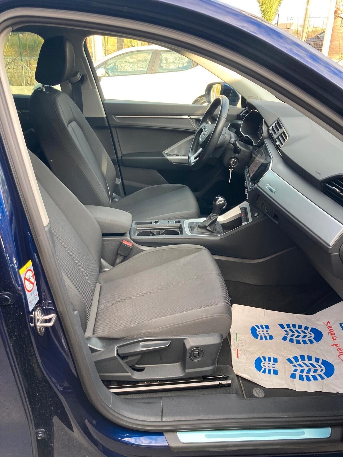 Audi Q3 35 TDI S tronic Business Advanced