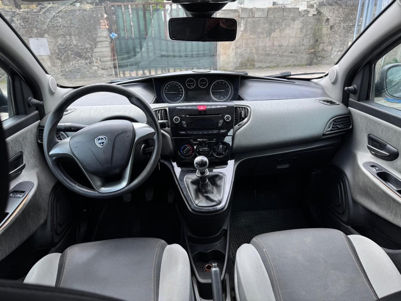 Lancia Ypsilon 1.2 69 CV GPL 2014