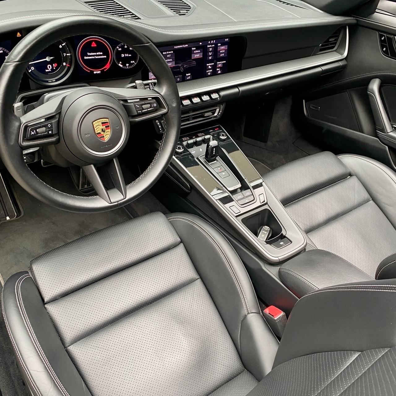Porsche 992/911 Cabrio 3.0 Carrera auto