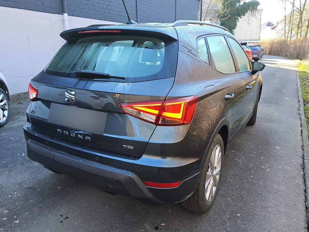 Seat Arona 1.0 TGI Style 90cv LED, Navi, Sedili risc, Retrocamera