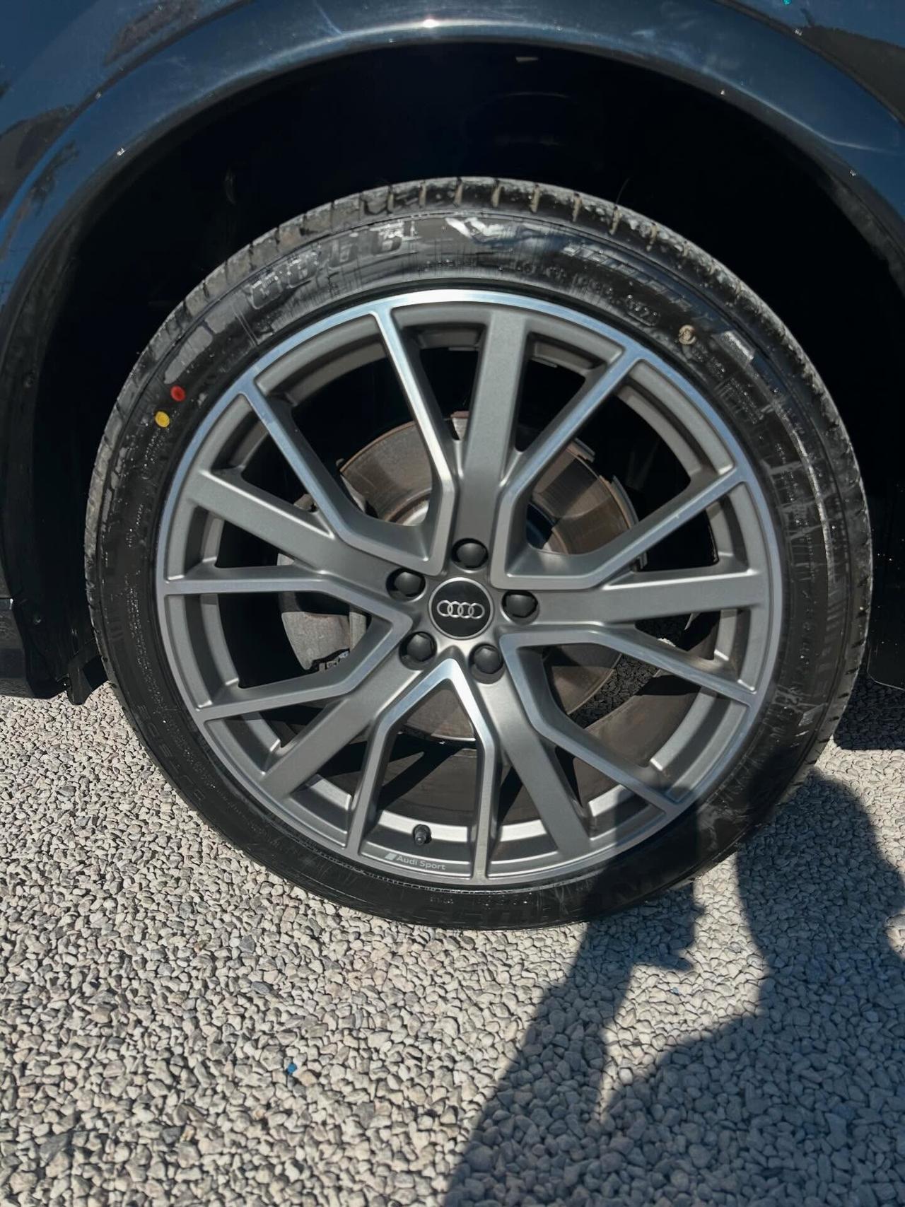 Audi Q3 40 TDI quattro S tronic line edition