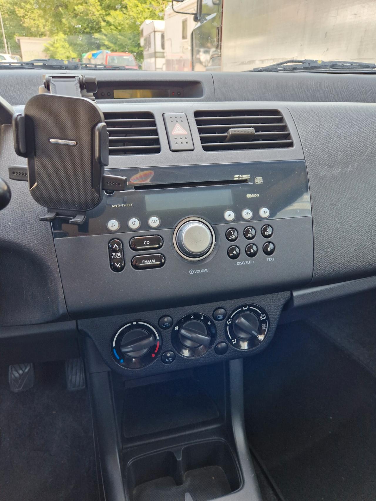 Suzuki Swift 1.3 5p. 92CV - Garanzia 12 Mesi