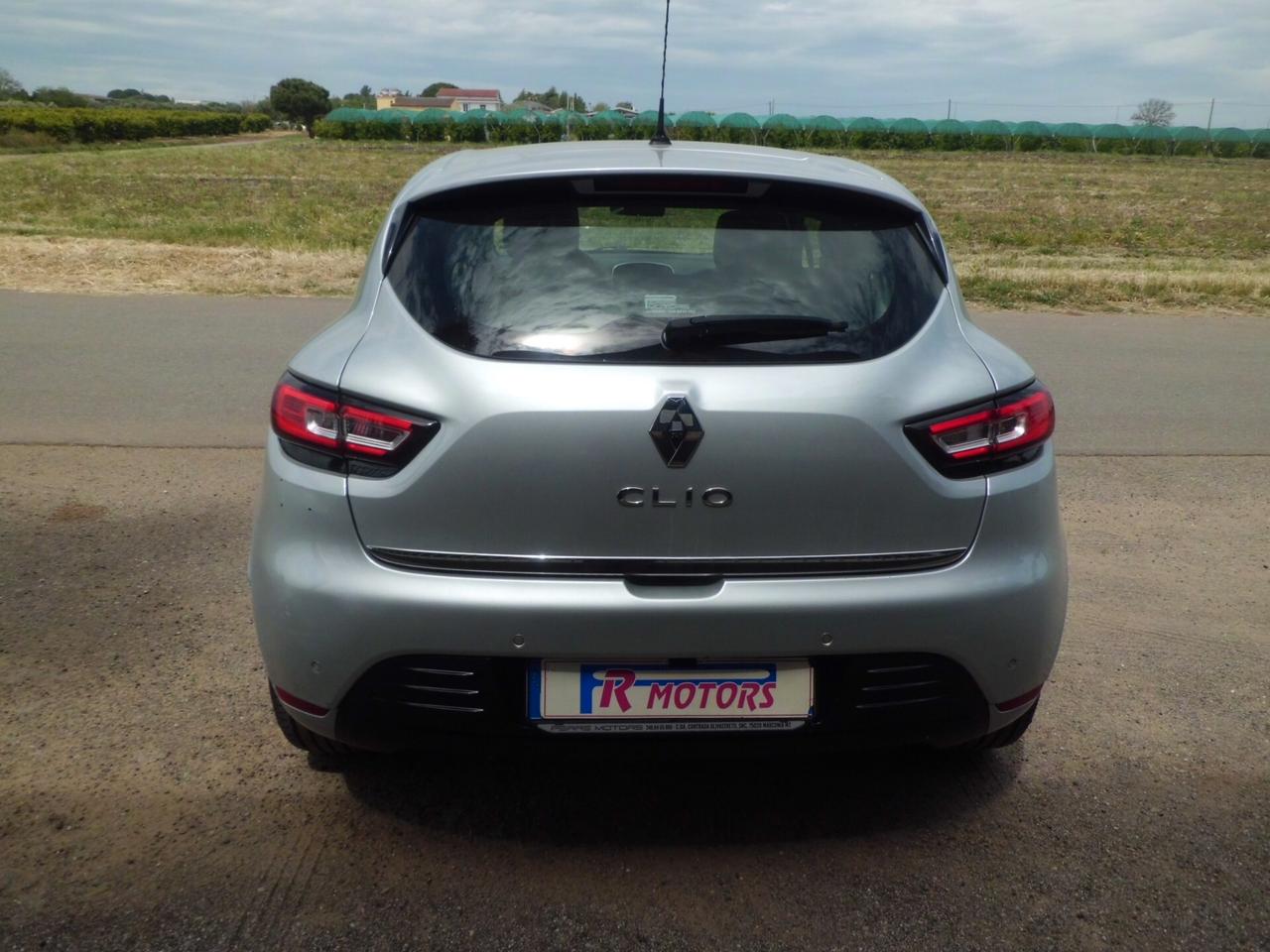 Renault Clio dCi 8V 90 CV 5 porte Moschino Intens