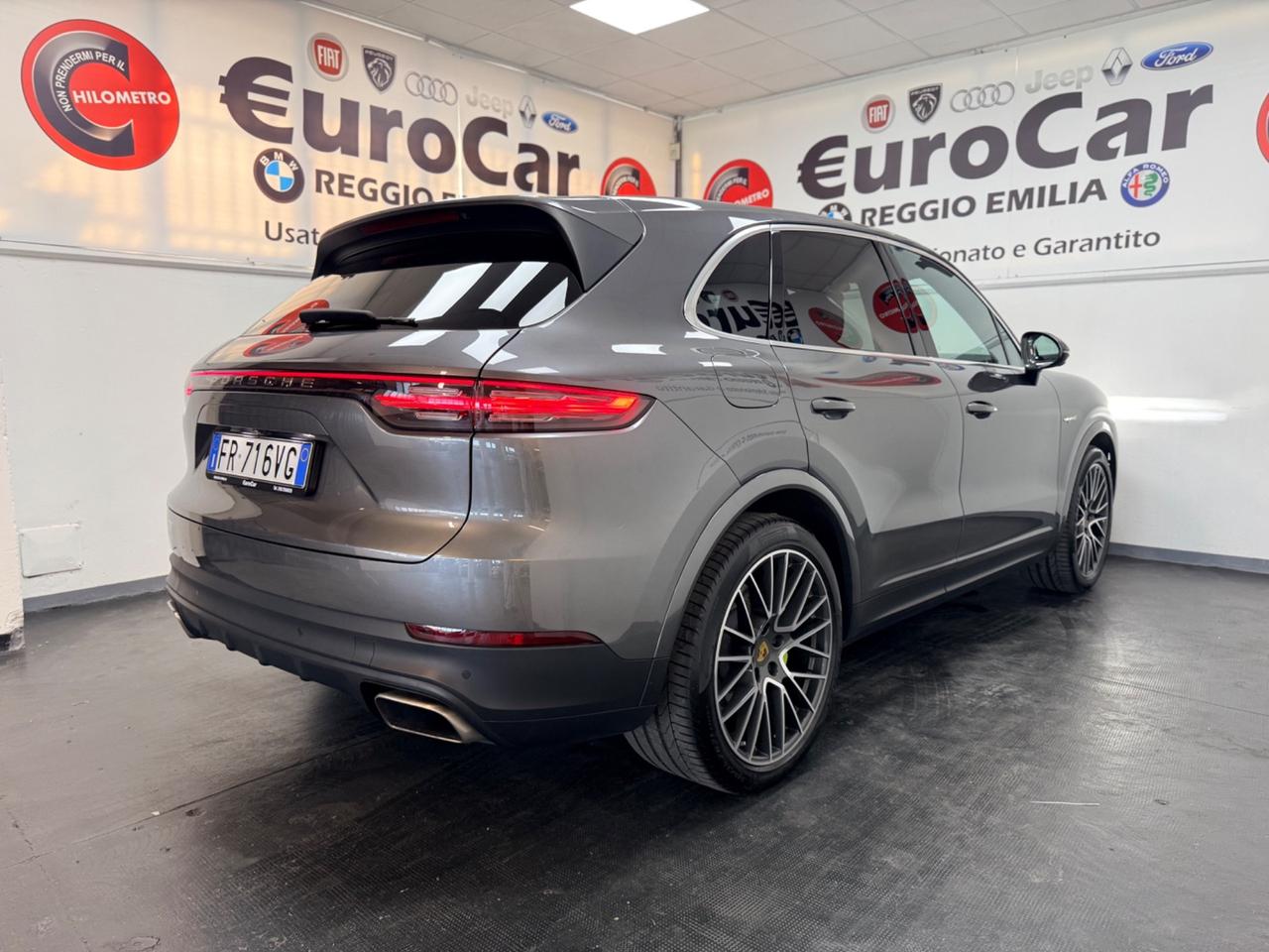 Porsche Cayenne 3.0 V6 462CV TOT E-Hybrid 07/2018 UFFICIALE